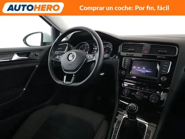 Volkswagen Golf view 14