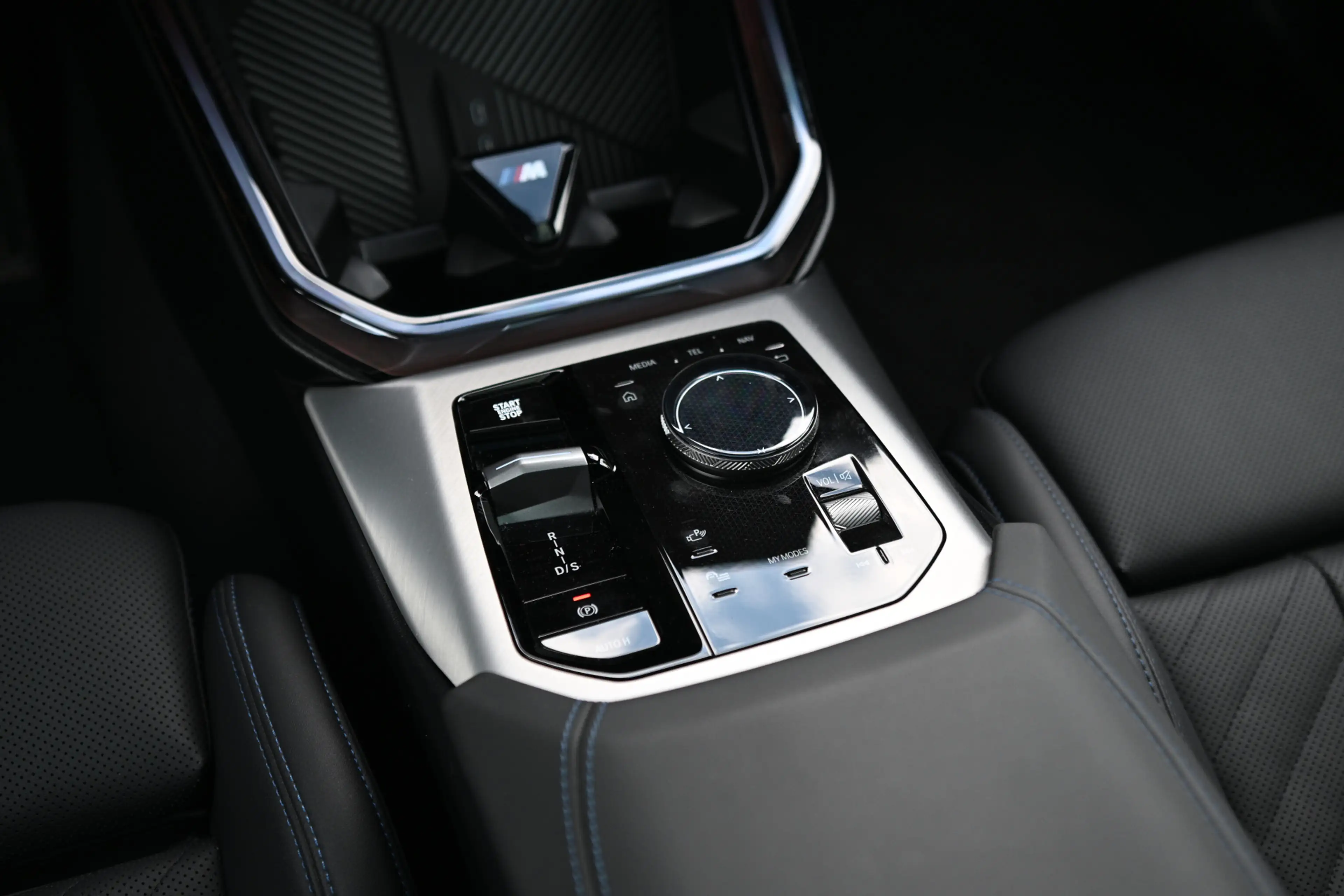 BMW X3 30e xDrive M Sport Automaat / Panoramadak / Trekha — photo 10