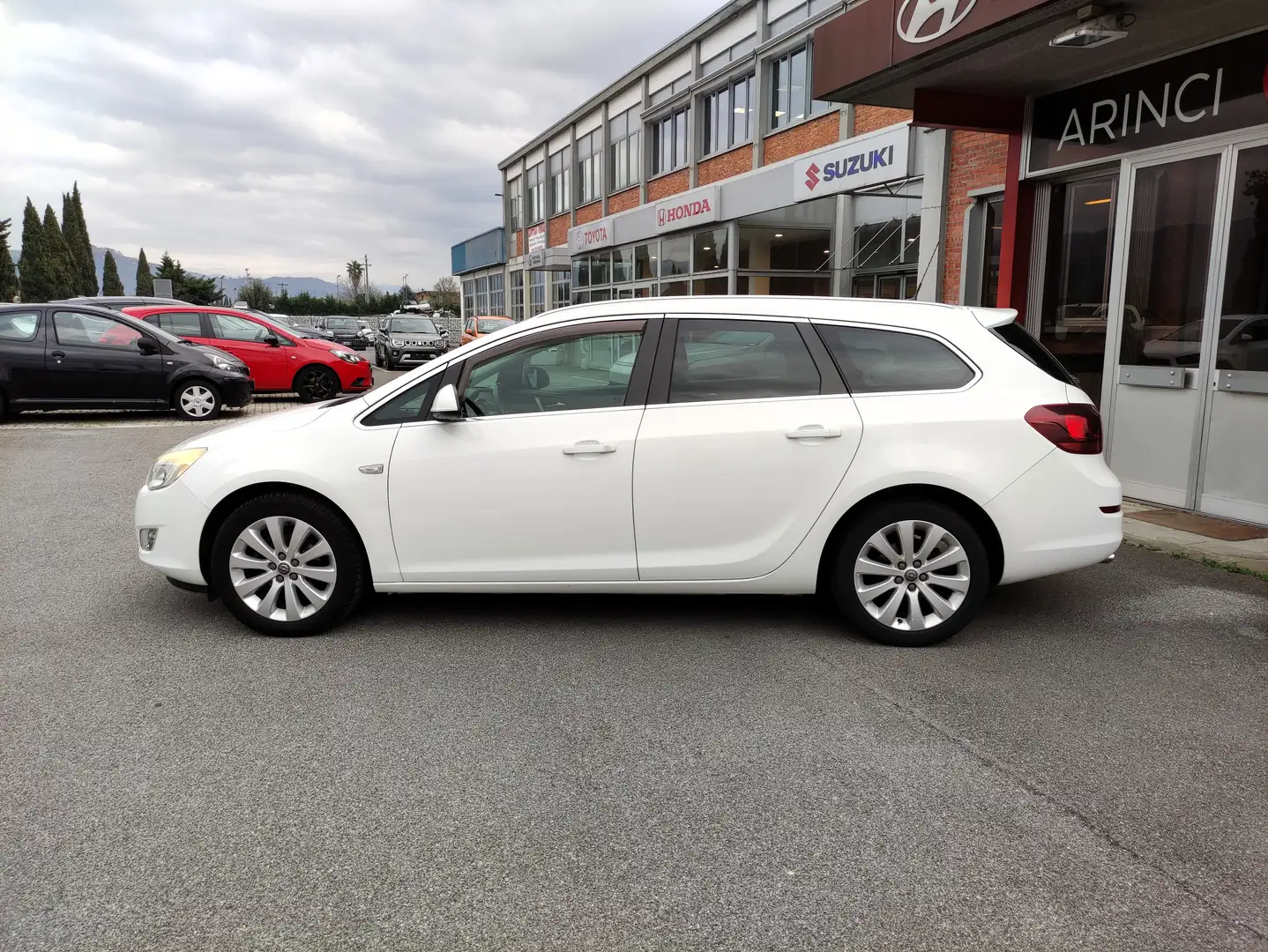Opel Astra Astra Sports Tourer 1.4 t Cosmo 140cv Bianco - 2