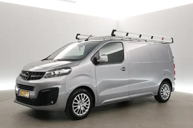 Opel Vivaro view 8