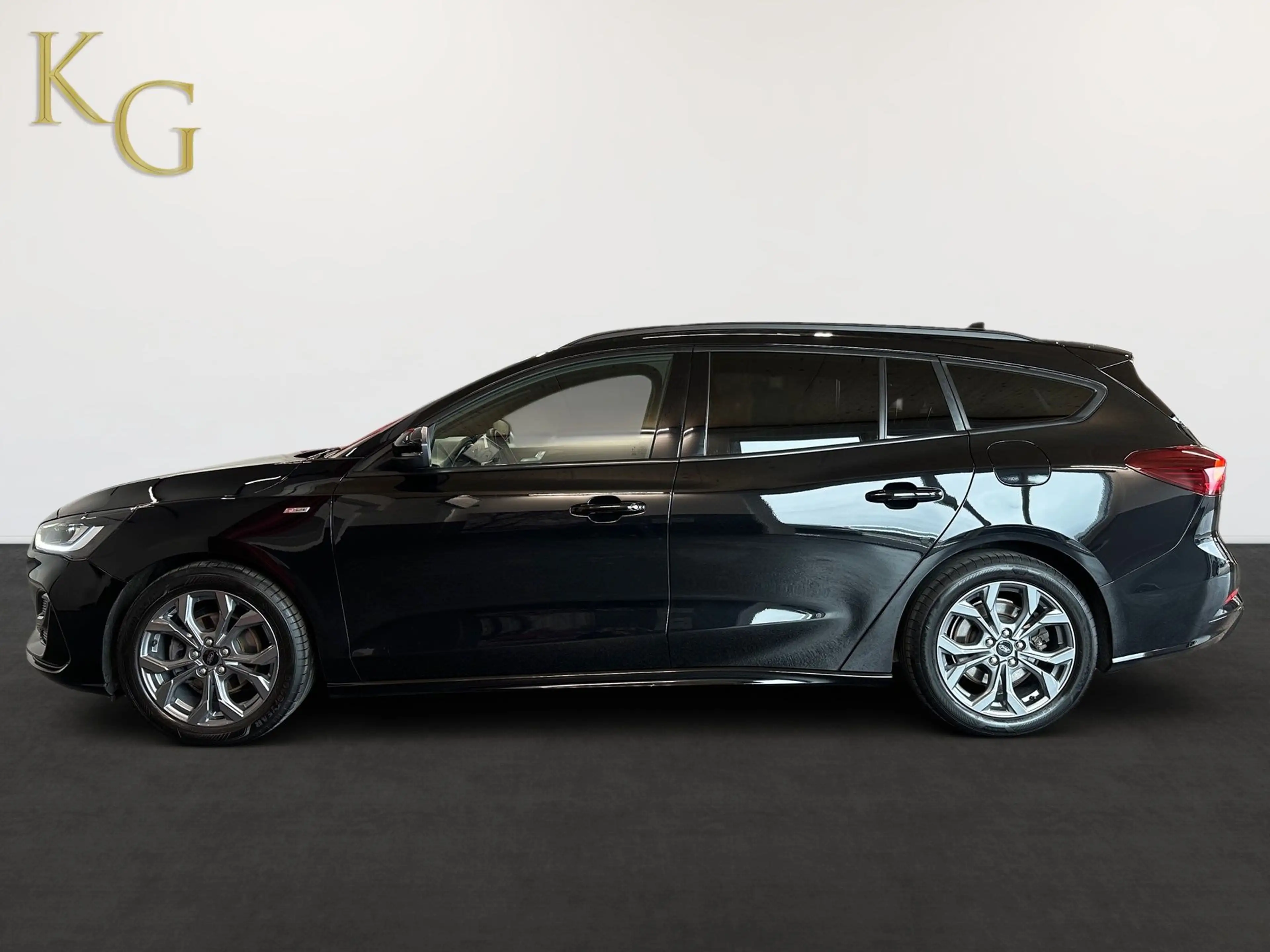 Ford Focus Turnier 1,5 EcoBlue ST-Line ab ca. 163€ monatlich — photo 3