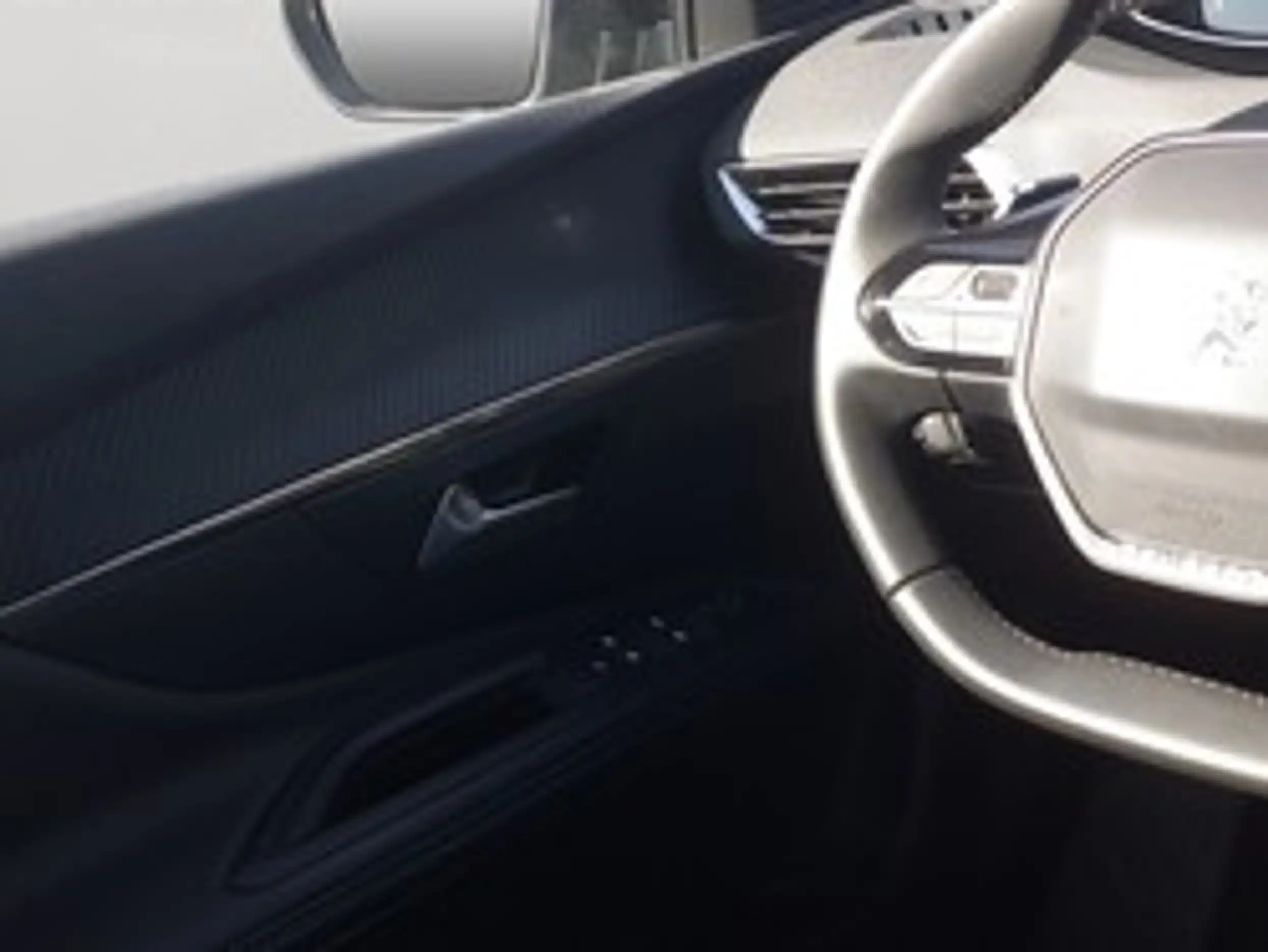 Peugeot 3008 (07.2016->) Allure Pack — photo 14