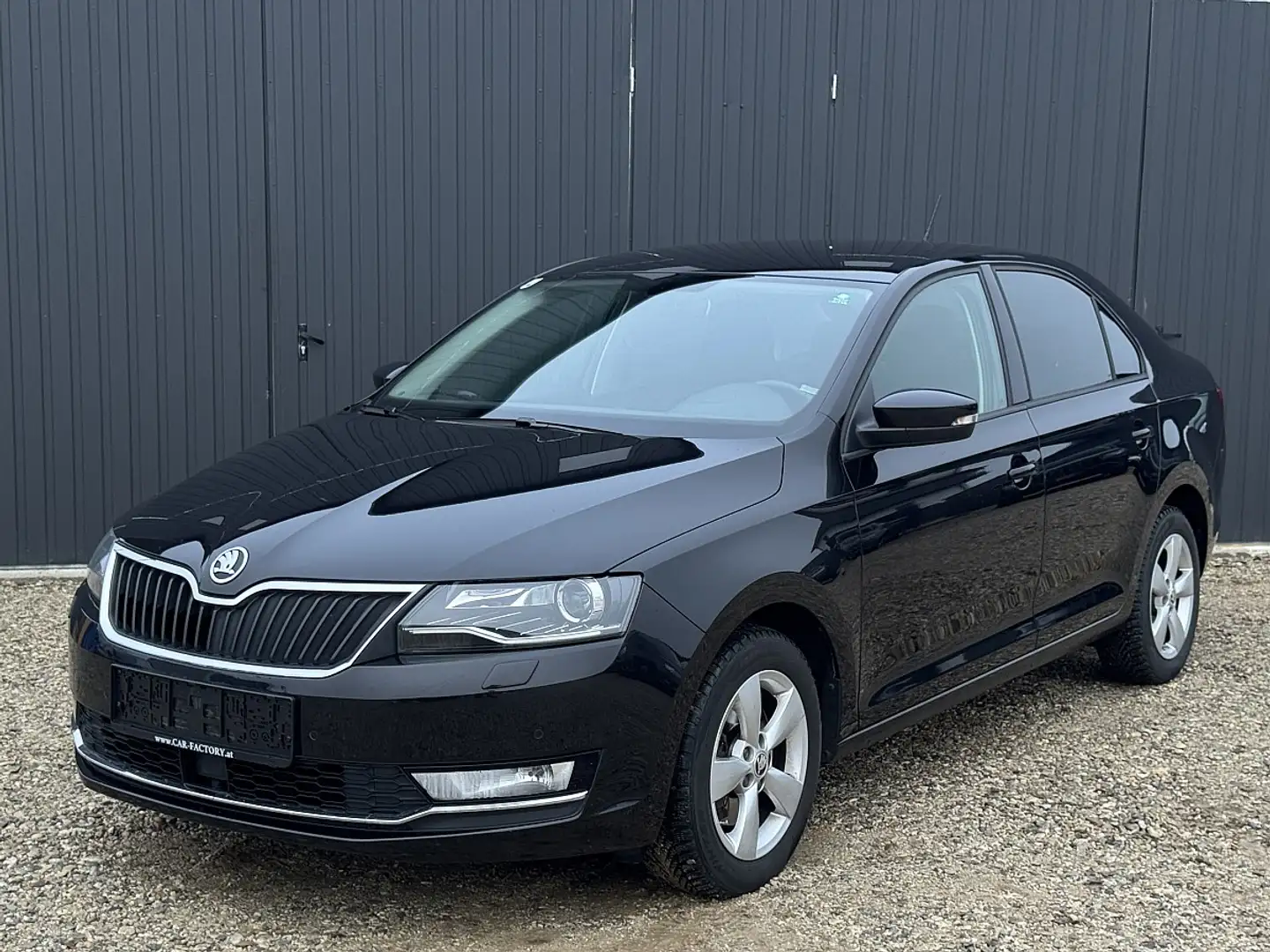 Skoda Rapid/Spaceback Rapid 1,0 TSI Sport Schwarz - 1