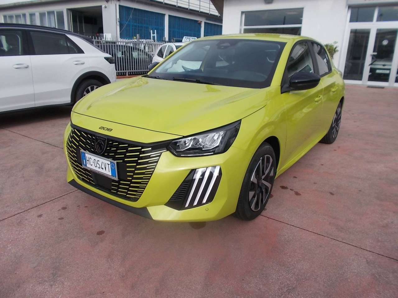 Peugeot 208 208 II 2023 1.2 puretech Business KM ZERO