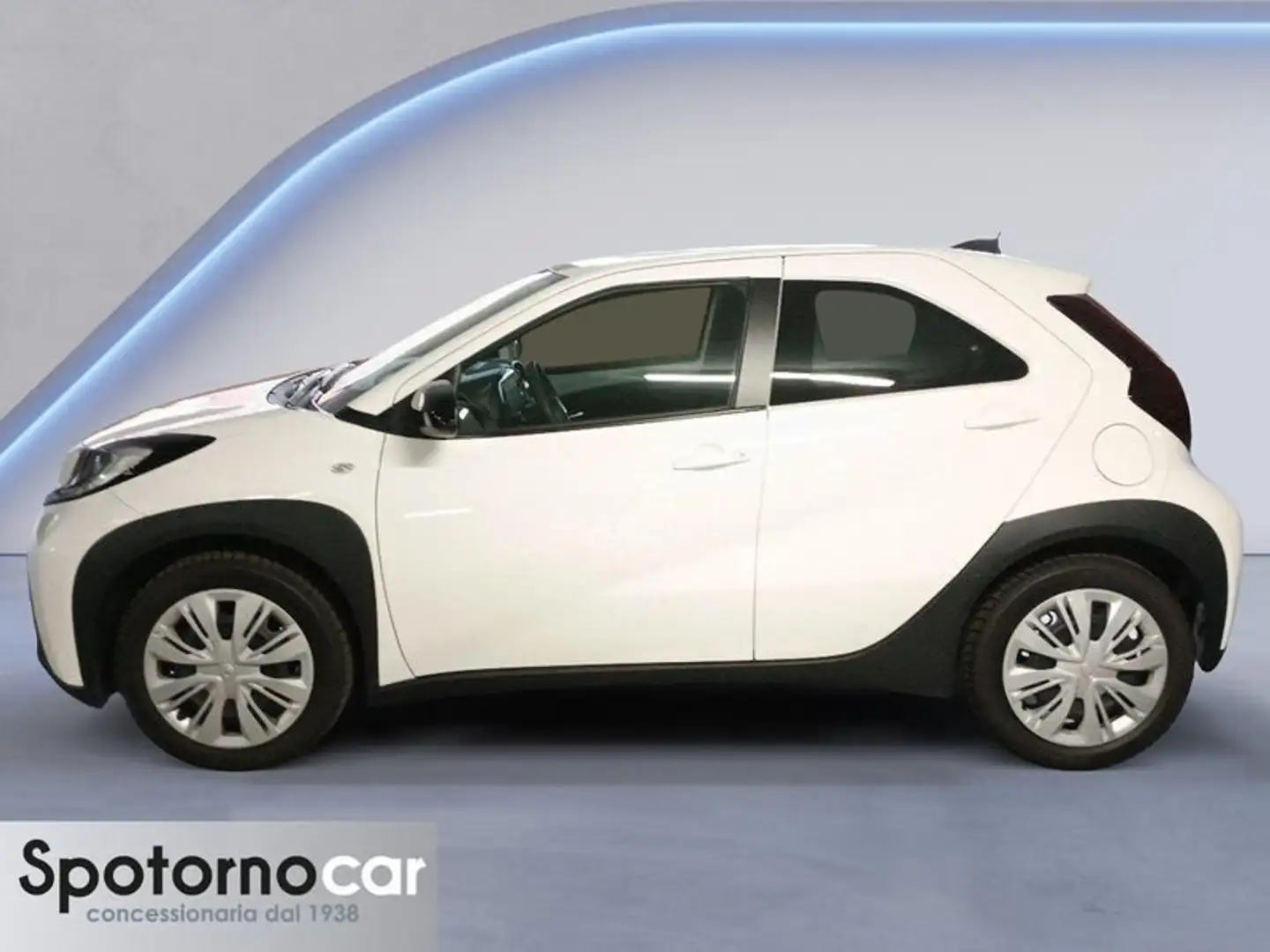 Toyota Aygo X 1.0 VVT-i 72 CV 5 porte Active Bianco - 1
