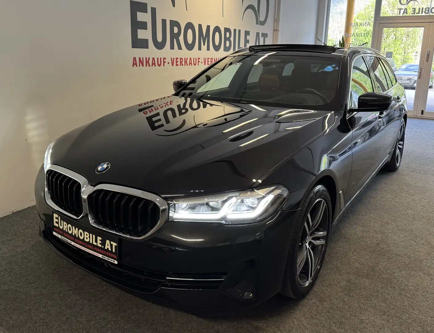BMW 520 d ***VOLL***LEDER*PANO*HU*360*LASER*ALLE-ASS. Schwarz - 1