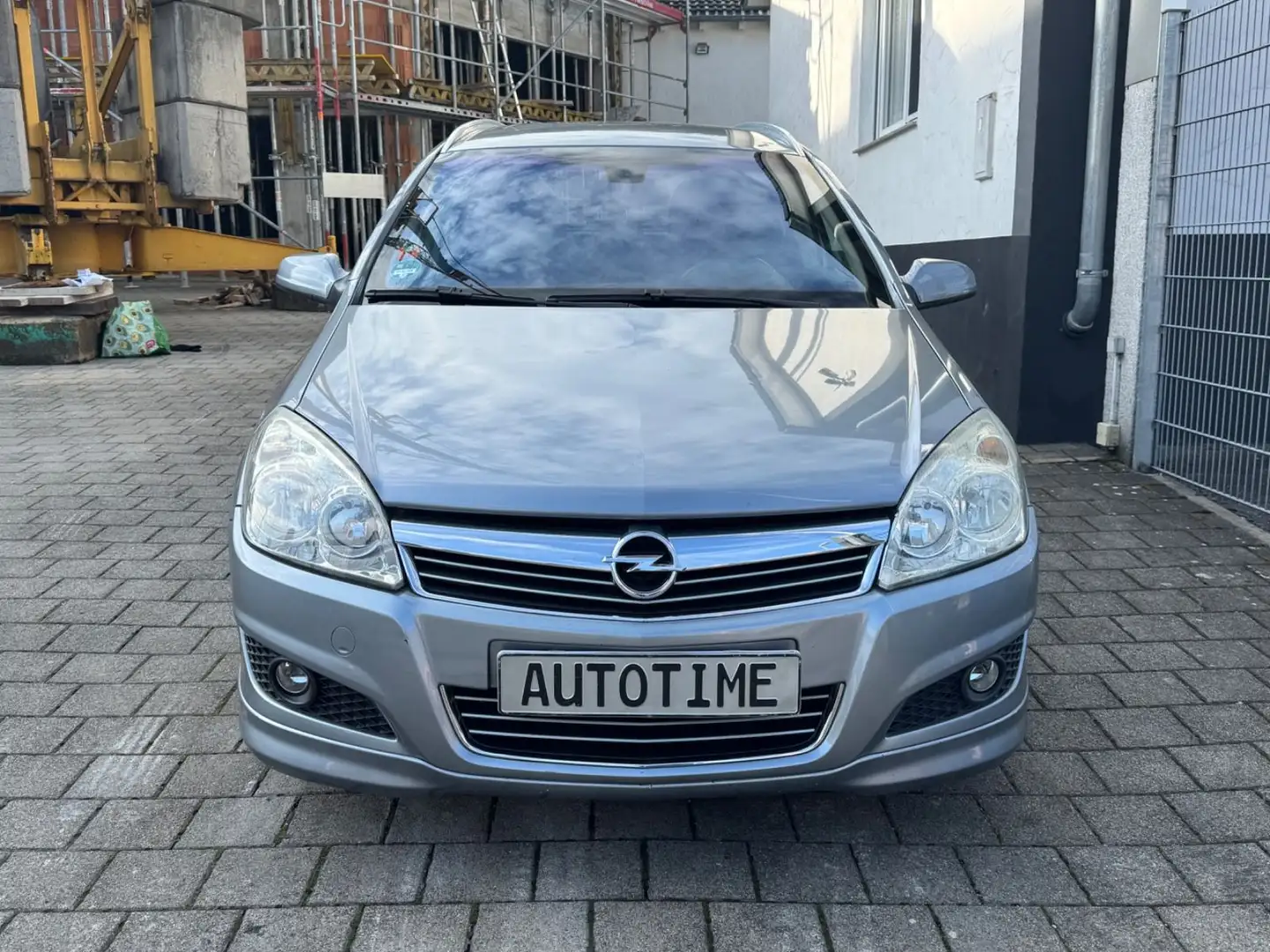 Opel Astra H Caravan Cosmo Silber - 2