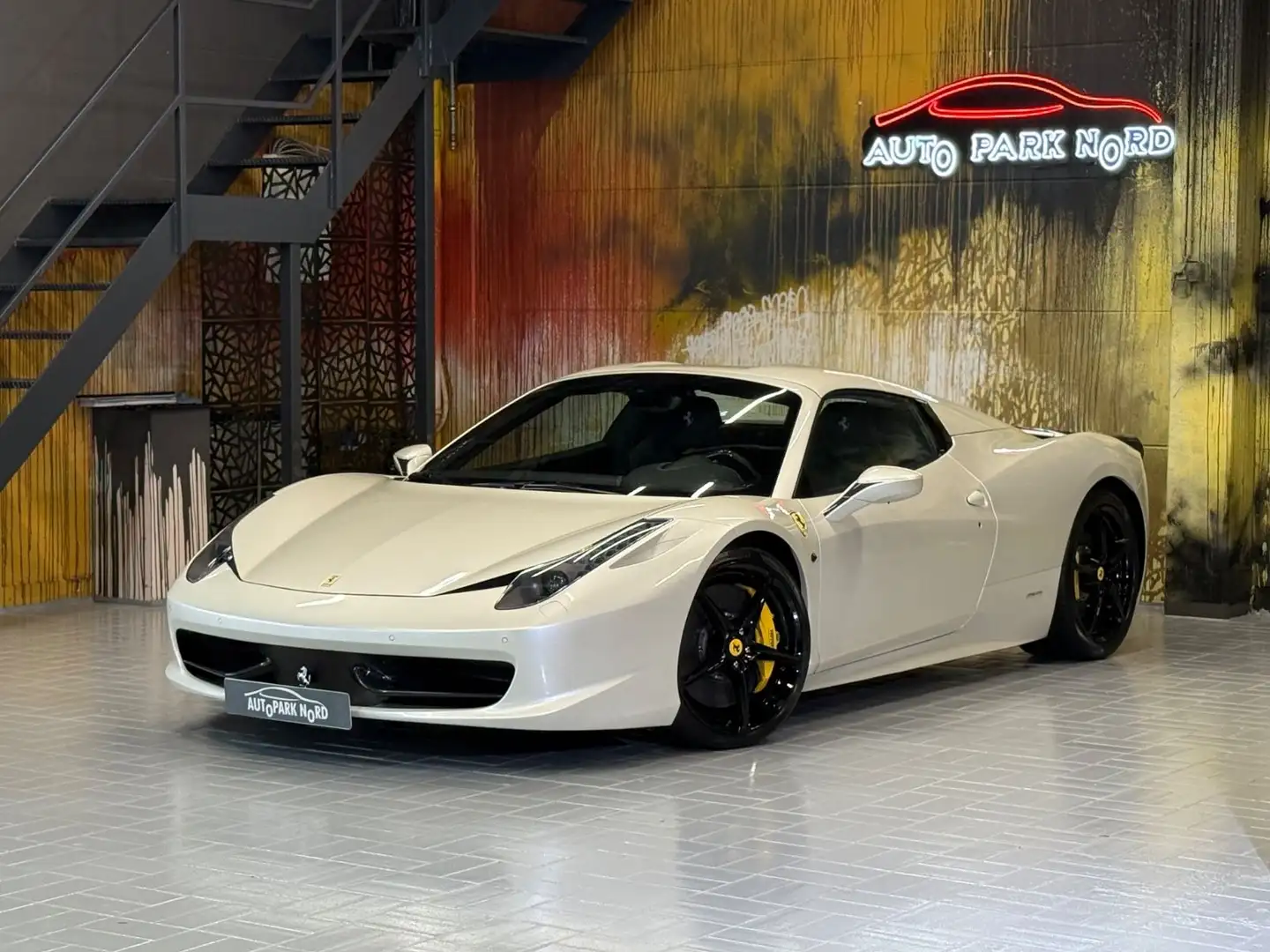 Ferrari 458 Italia Spider~ FULL CARBON~LIFT~JBL~NAVI Blanc - 1