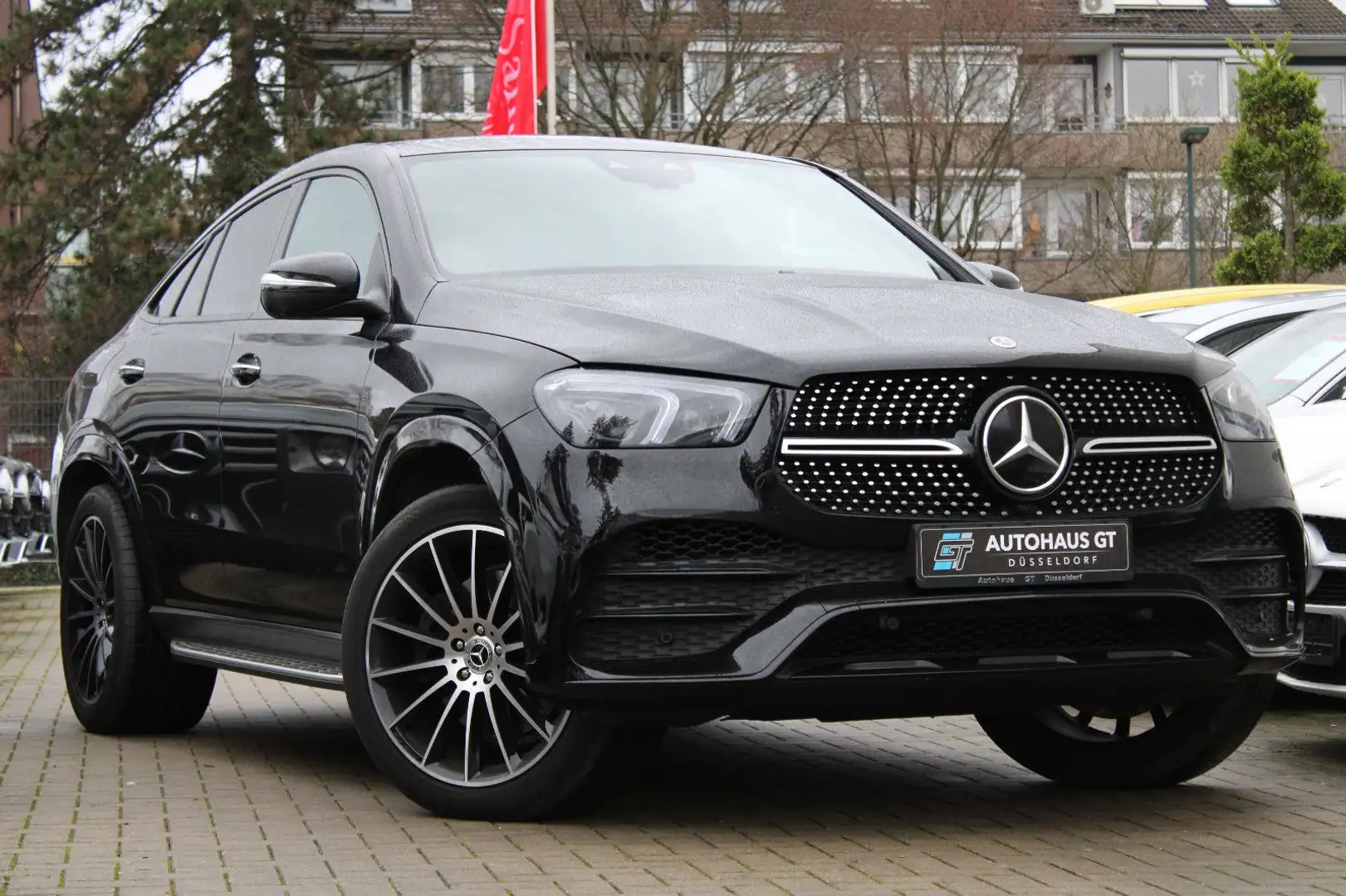 Mercedes-Benz GLE 400 d 4M/AMG/Night/Airmat/ACC/Pano/360°Ka/AHK Schwarz - 1