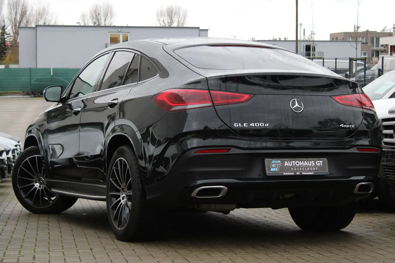 Mercedes-Benz GLE 400 d 4M/AMG/Night/Airmat/ACC/Pano/360°Ka/AHK Schwarz - 2