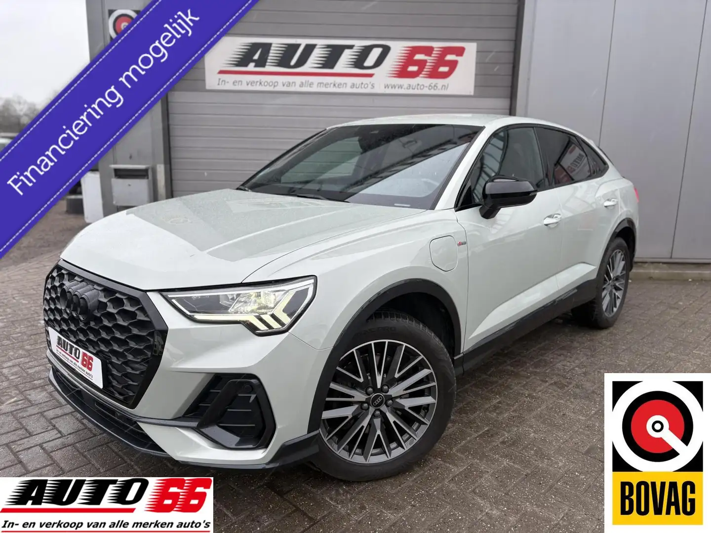Audi Q3 45 TFSI e S -line edition 45 ,ACC, Keyless Carplay Grau - 1