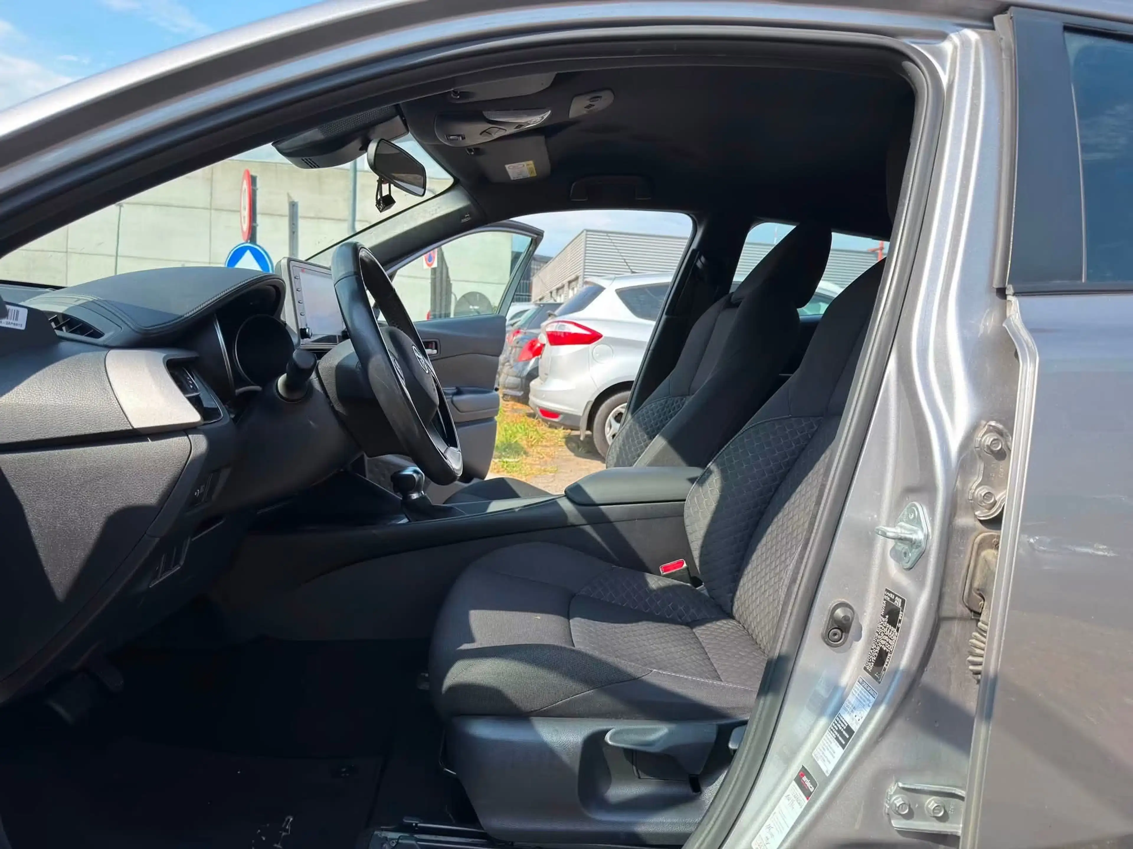 Toyota C-HR TOYOTA C-HR 1.8 HYBRID BENZINE – 1STE EIGENAAR – BELGISCHE WAGEN GARANTIE — photo 15