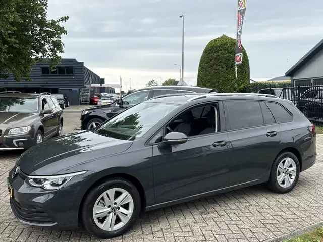Volkswagen Golf view 8