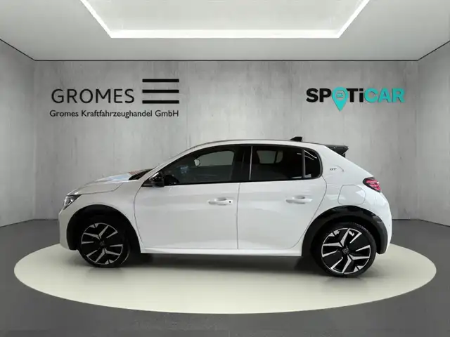 Peugeot 208 view 6