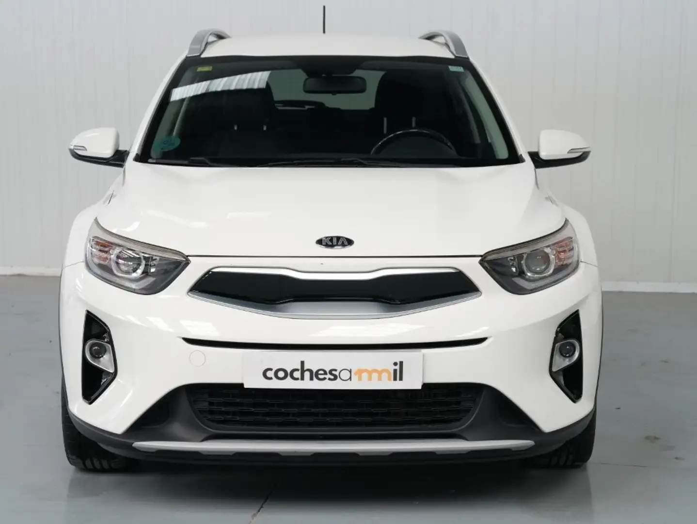 Kia Stonic 1.6CRDi VGT Eco-Dynamic Business 110 Blanco - 2