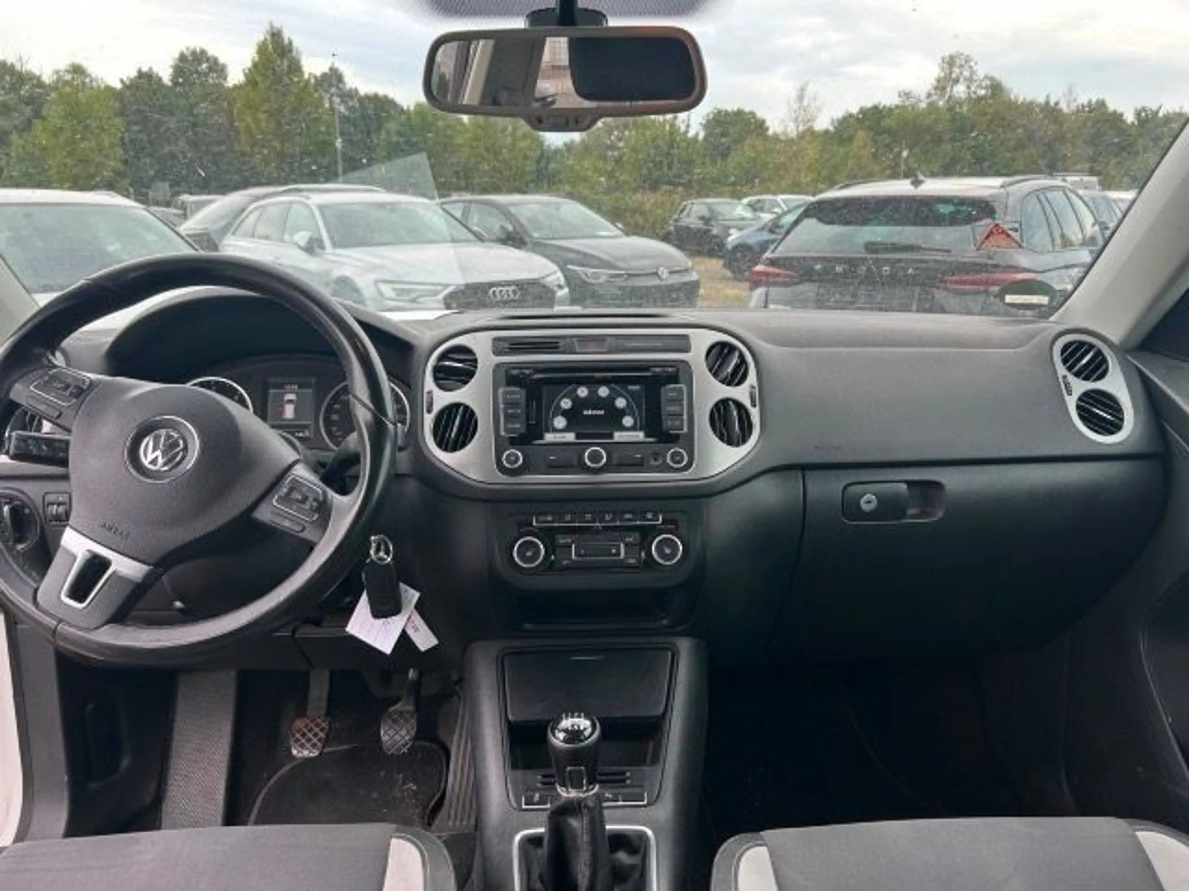 Volkswagen Tiguan Life BMT — photo 5