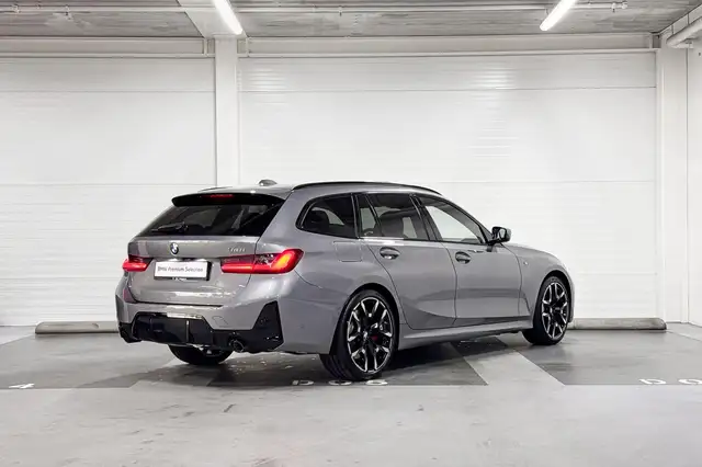 BMW 3 Series view 7