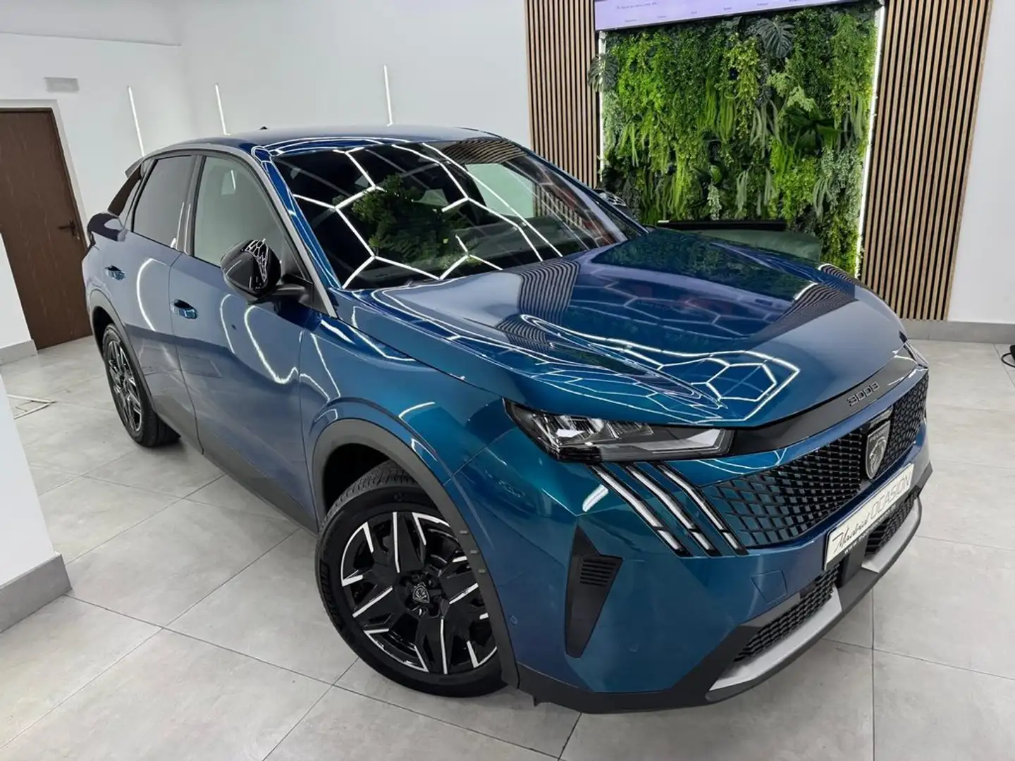 Peugeot 1.2 100KW Allure eDCS6 Синій - 2