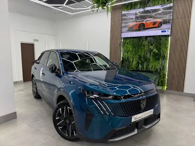 Peugeot 1.2 100KW Allure eDCS6