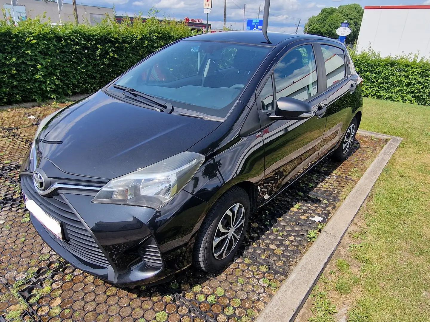 Toyota Yaris 1.0i VVT-i Active - 2