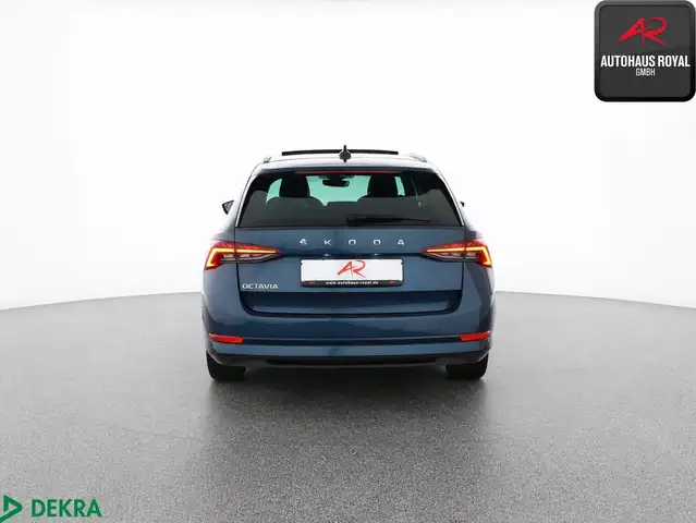 Skoda Octavia view 4