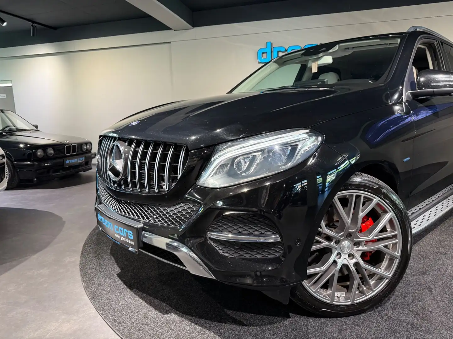 Mercedes-Benz GLE 500 PHEV  e 4Matic Aut./ AMG Line / 21“ / Voll / Noir - 2