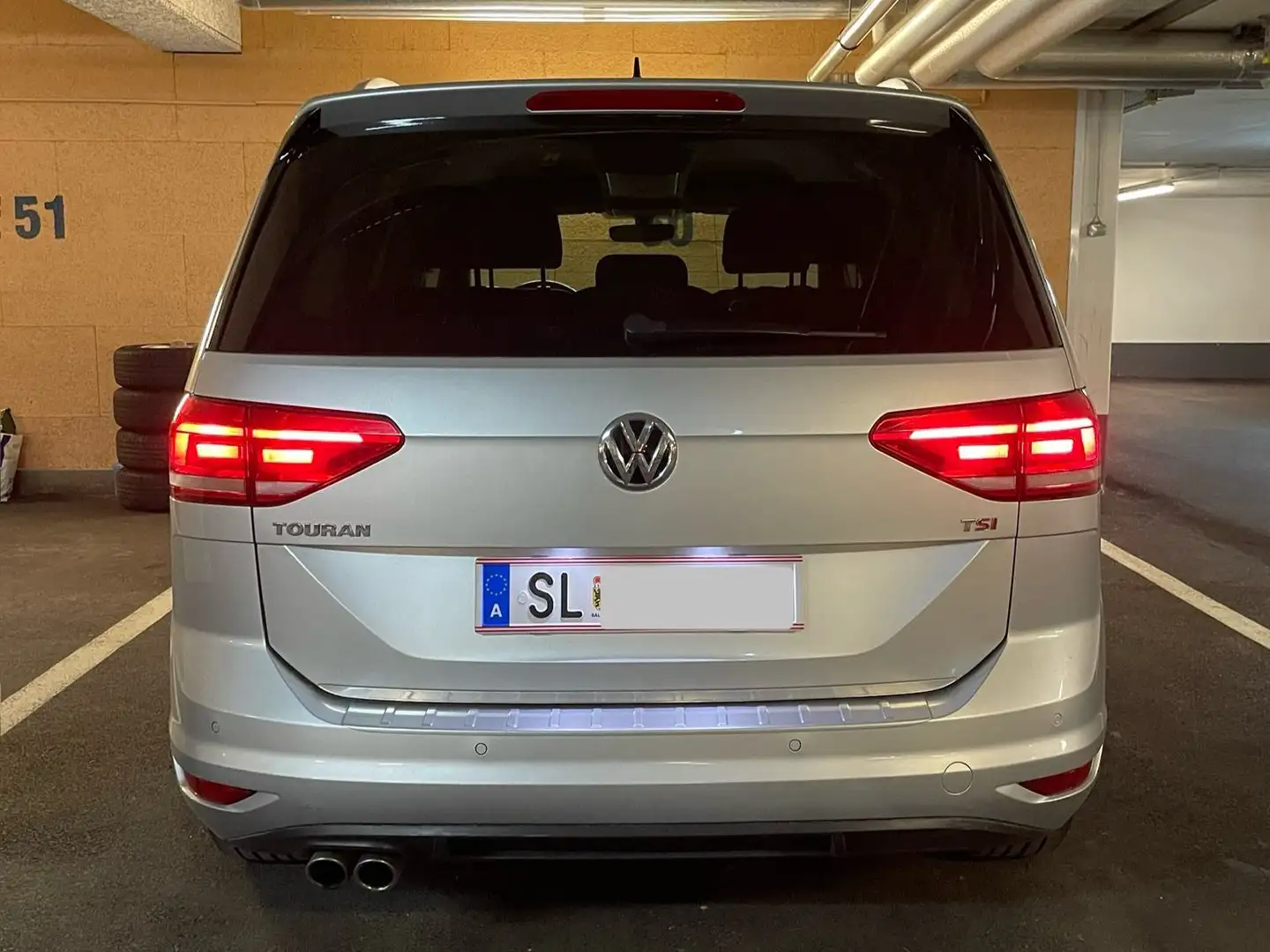 Volkswagen Touran Highline 1,4 TSI Silber - 2