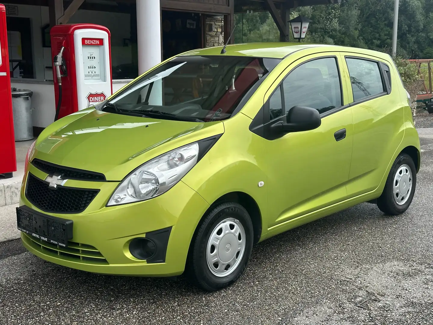 Chevrolet Spark 1,0 / Service NEU / Grün - 1