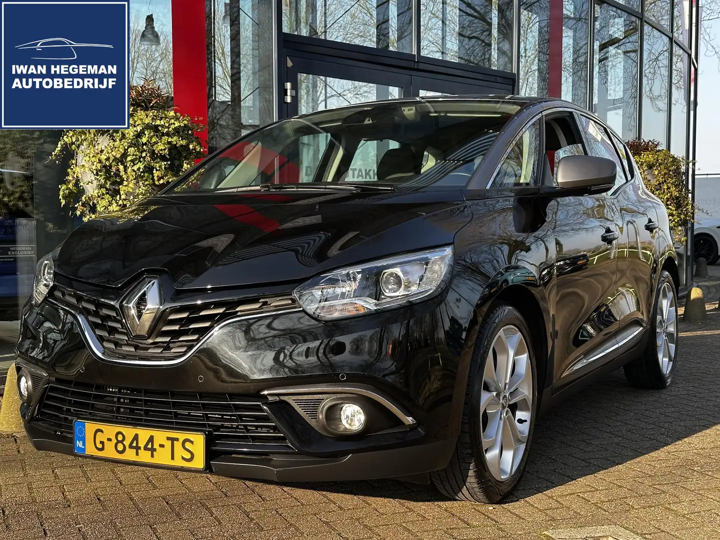 Renault Scenic 1.3 TCe Limited 140PK | Navi | ECC | PDC | Cruise Zwart - 1