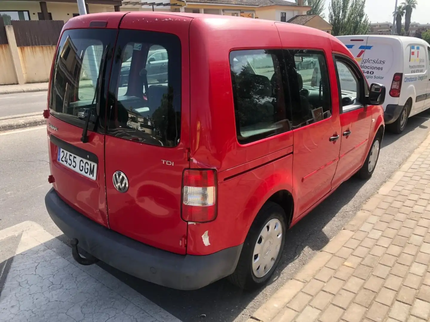 Volkswagen Caddy 1.9TDI Life 75 7pl. Rot - 2