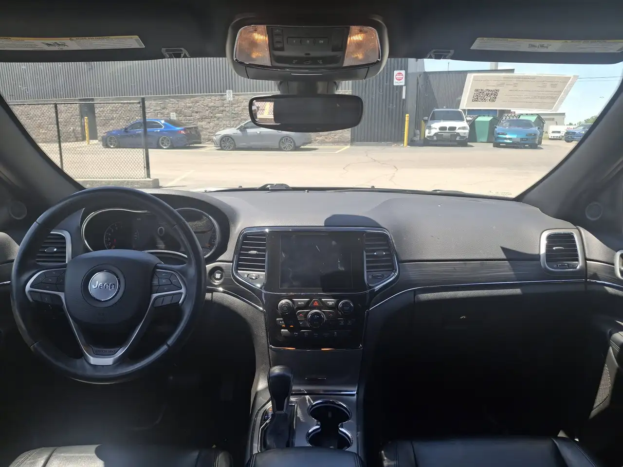 Jeep Grand Cherokee снимка Jeep Grand Cherokee