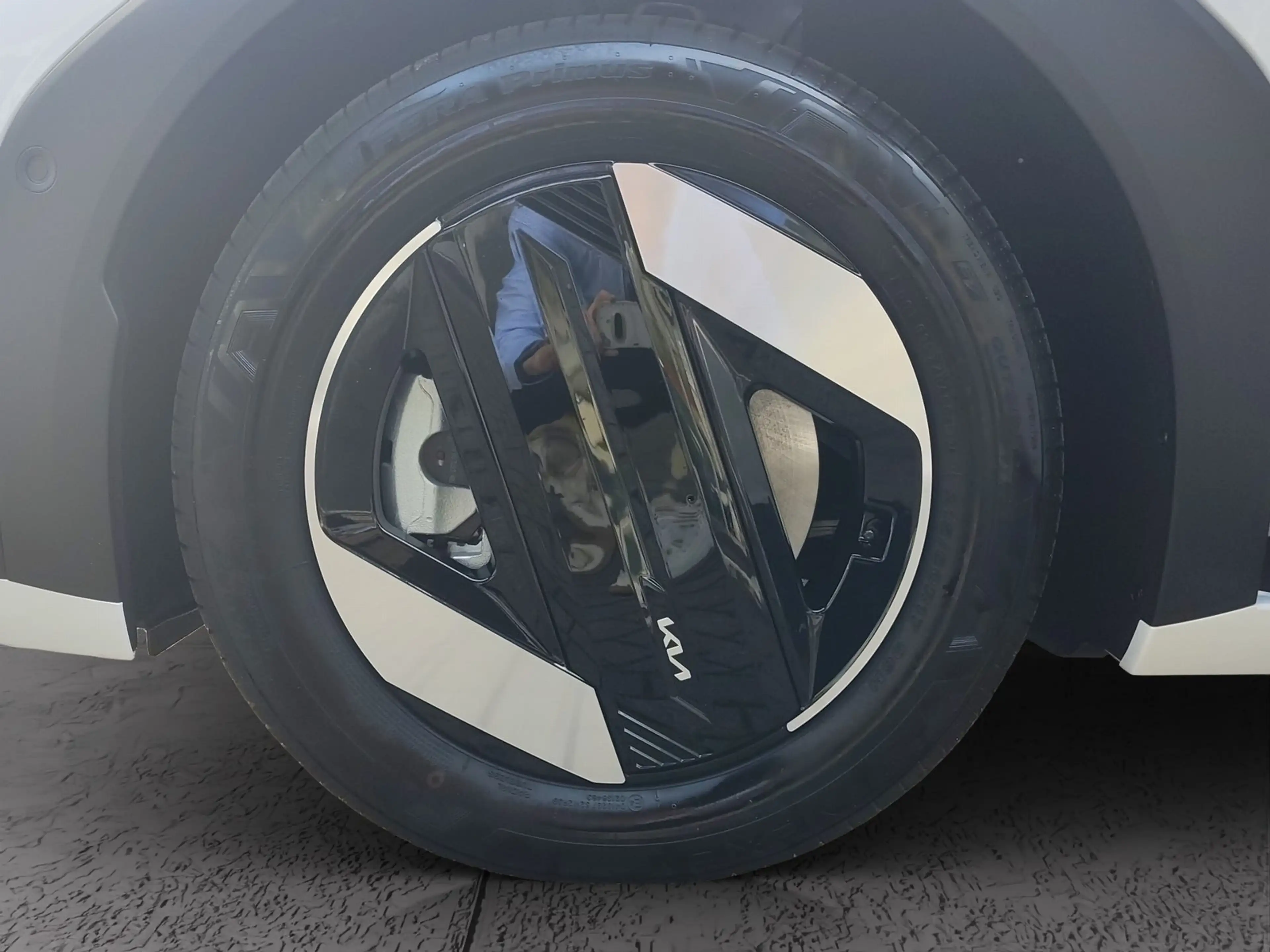 Kia EV4 81,4 kWh Earth Upg. Tech WIC DWP SD AHK — photo 19