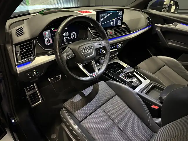 Audi Q5 view 15