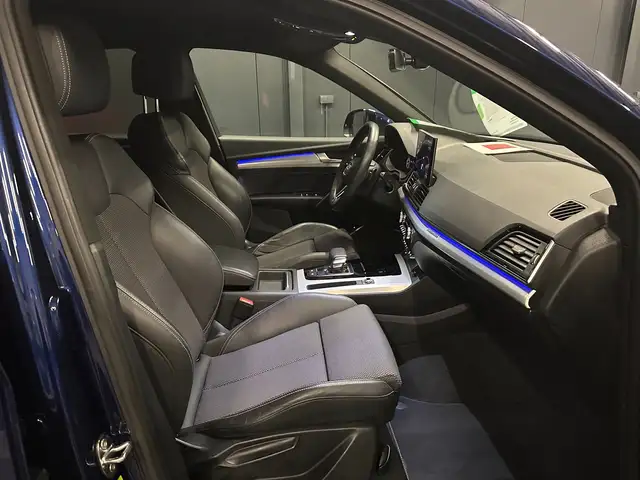 Audi Q5 view 10