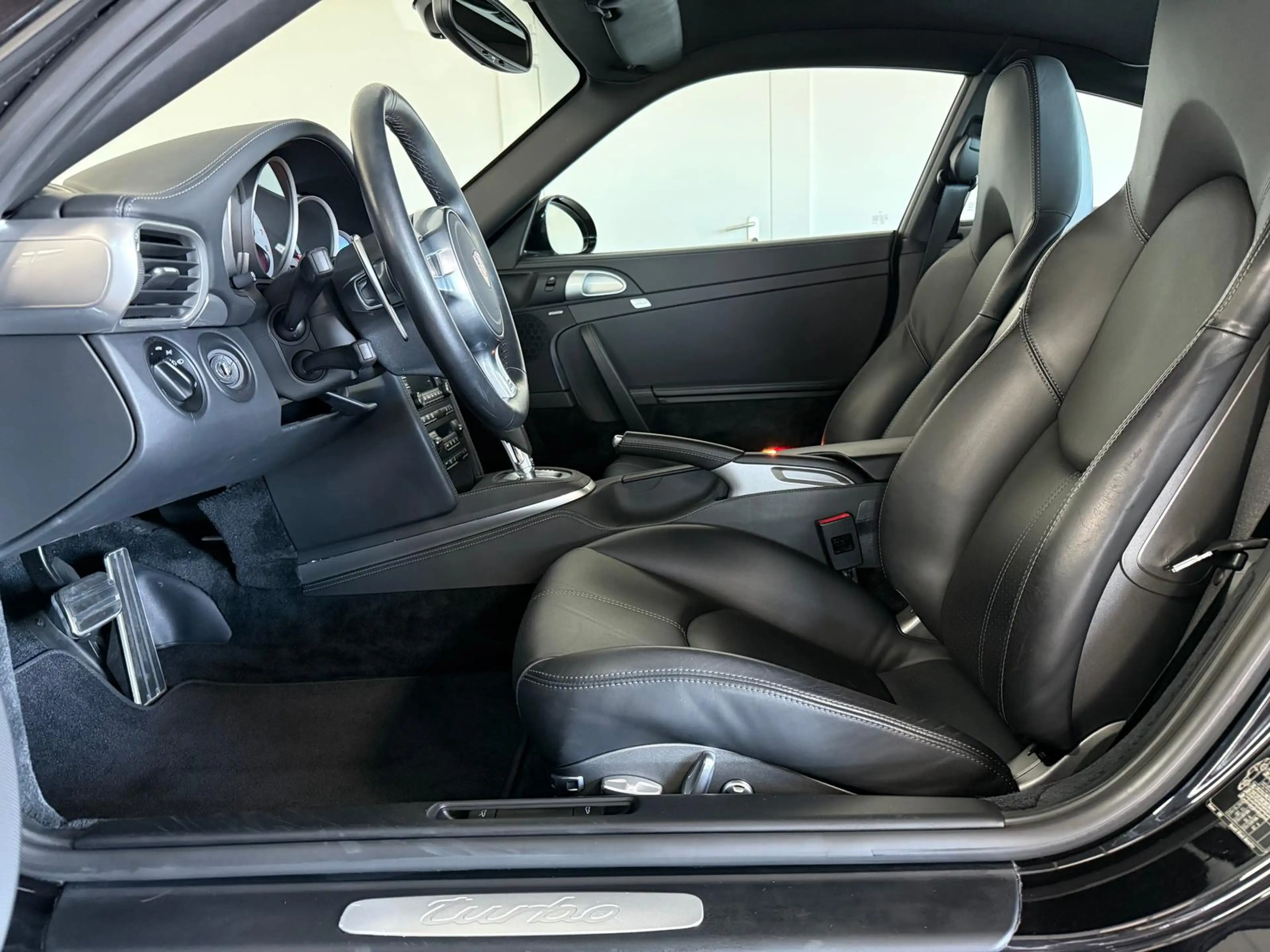 Porsche 997 Turbo Coupe aus 1.Hand Memory Sport-Chrono — photo 10