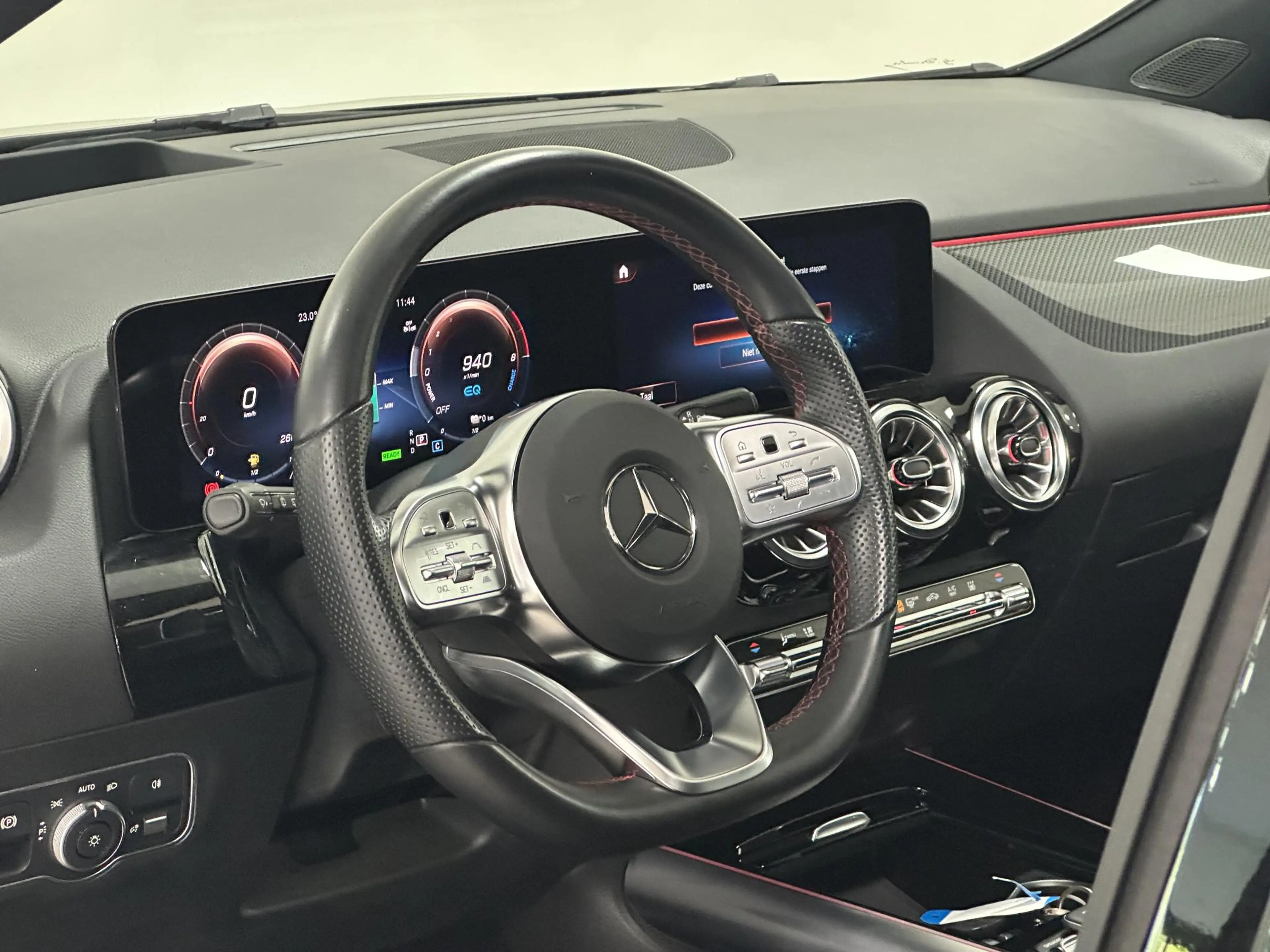 Mercedes-Benz GLA 250 e AMG Line ELEKT. SCHUIF/KANTELDAK | 360 CAMERA | — photo 3