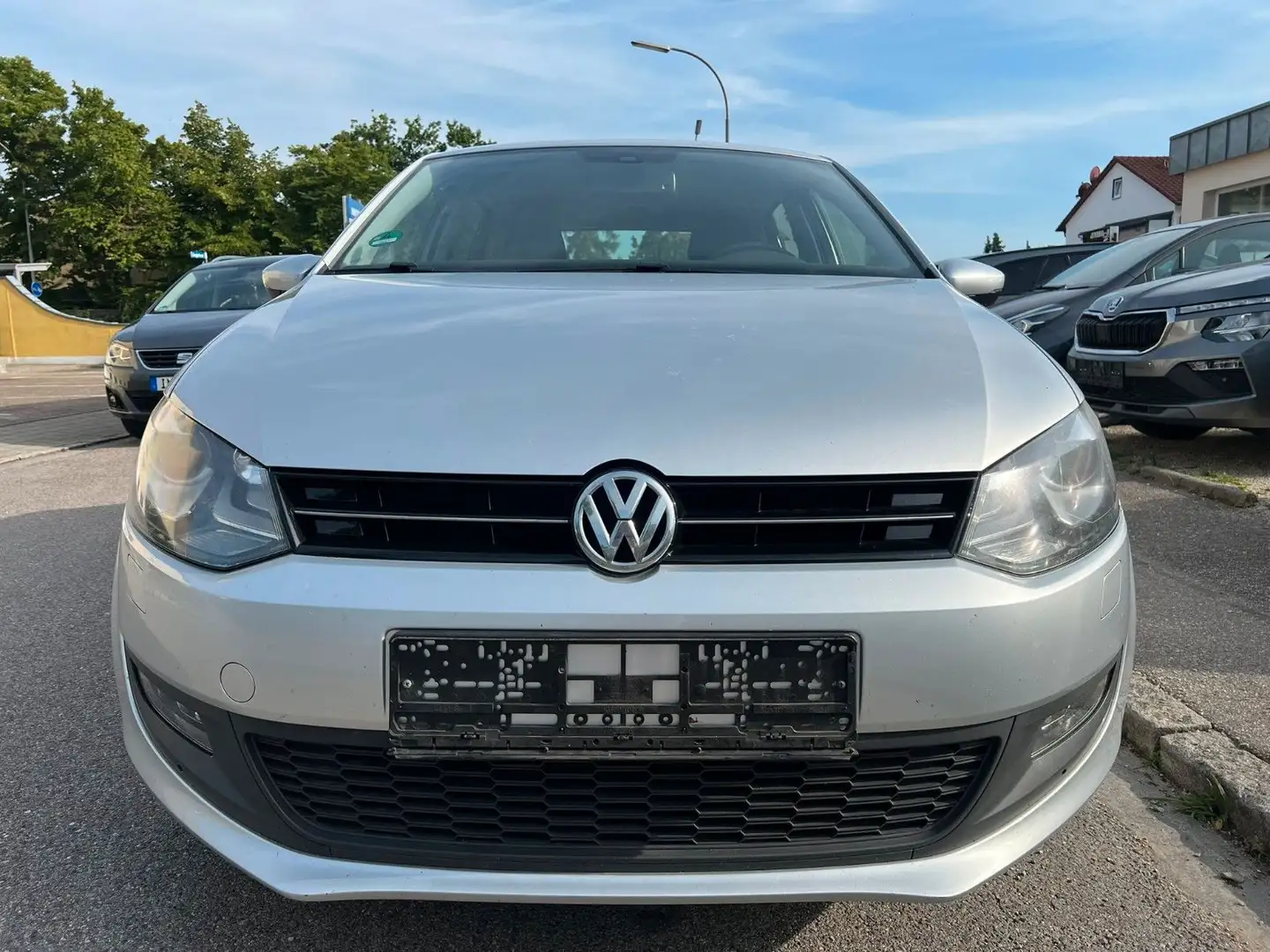 Volkswagen Polo V 1.6 LPG Xenon LED PDC Shz Klima 1.Hand Silber - 2