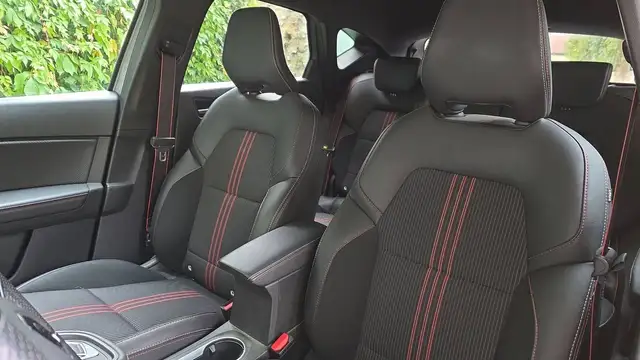 Renault Captur view 9