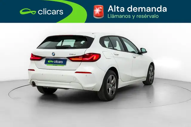BMW 1 Series view 5