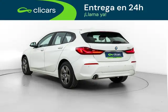 BMW 1 Series view 9