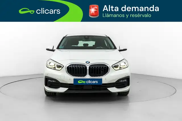 BMW 1 Series view 2