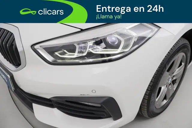 BMW 1 Series view 10