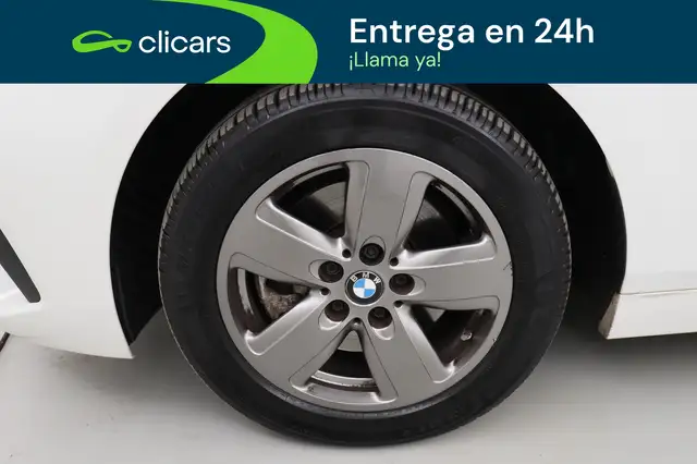 BMW 1 Series view 11