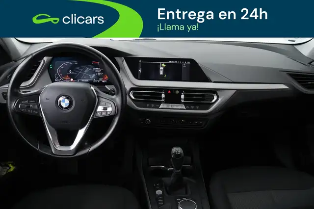 BMW 1 Series view 13