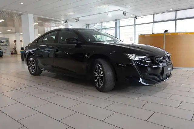 Peugeot 508 view 6