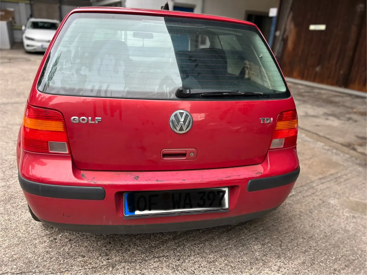 Volkswagen Golf 1.9 TDI Rouge - 2