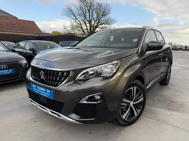 Peugeot 3008 1.2i 130PK AUTOMAAT NAVI LEDER CARPLAY LANE ASSIST