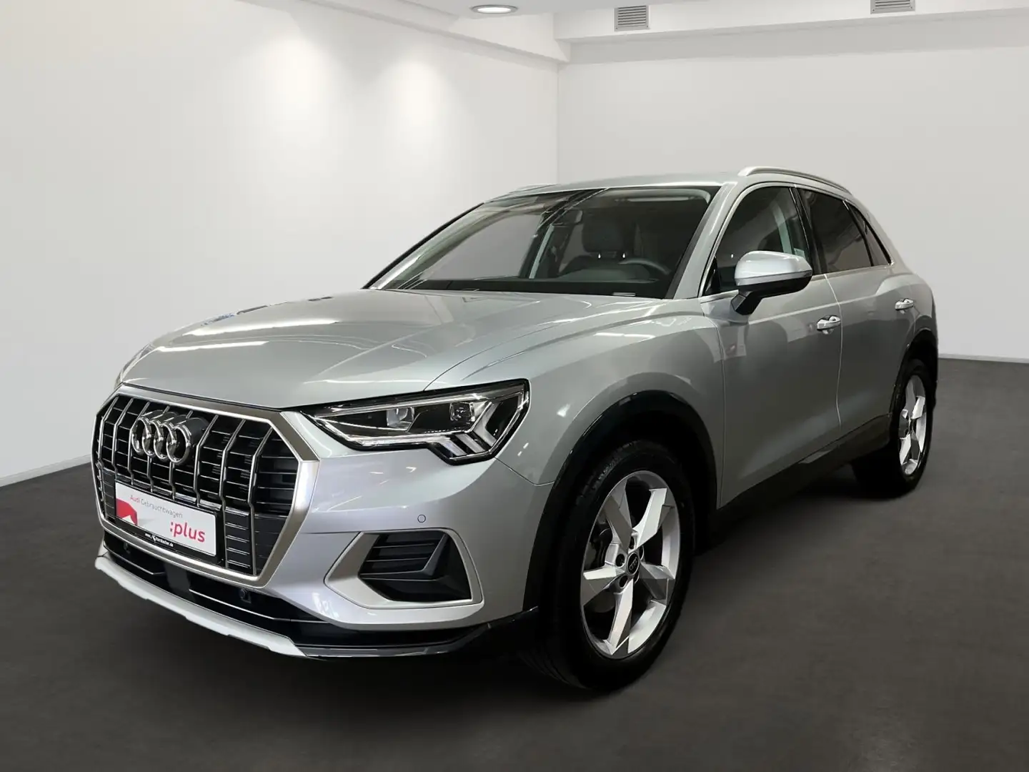 Audi Q3 SUV advanced advanced 35 TFSI Navi LED AHK el Silber - 2