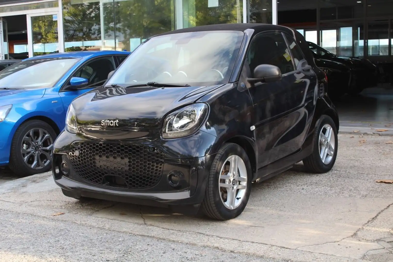 smart forTwo Coupé EQ Negro - 2