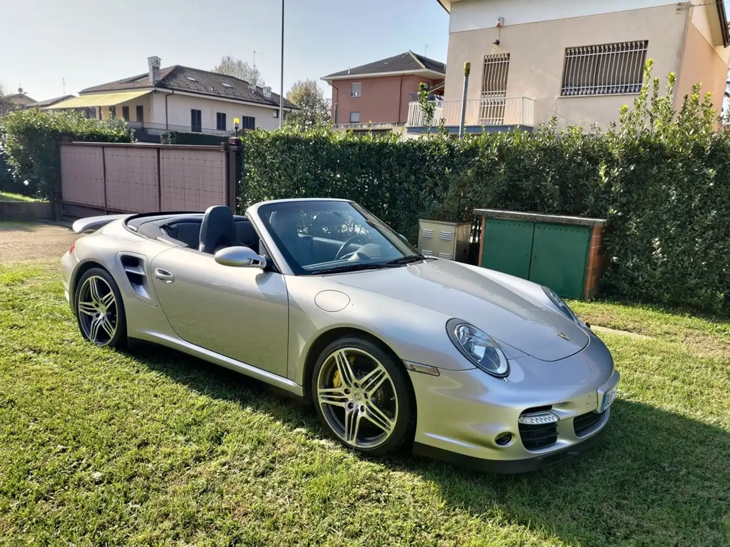 Porsche 997 turbo cabrio manuale MK1 Grijs - 2